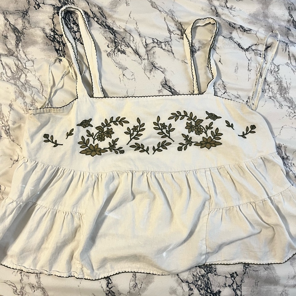 ⭐️2 for $15⭐️ Forever 21+ Embroidered Tank Top - Green & White - Size 0X (XL)